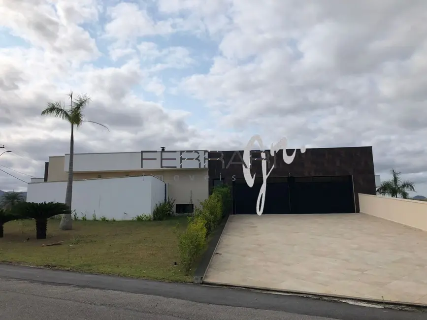 Foto 4 de Casa de Condomínio com 5 quartos à venda, 1578m2 em Tremembe - SP