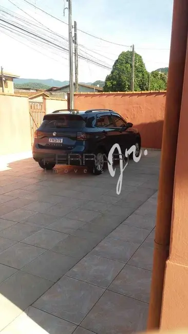 Casa com 3 quartos à venda, 363m2 em Silop, Ubatuba - SP - imagem 8 Foto 8 de Casa com 3 quartos à venda, 363m2 em Silop, Ubatuba - SP