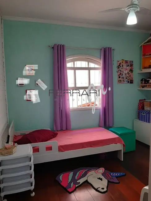 Foto 8 de Casa com 3 quartos à venda, 300m2 em Vila São José, Taubate - SP