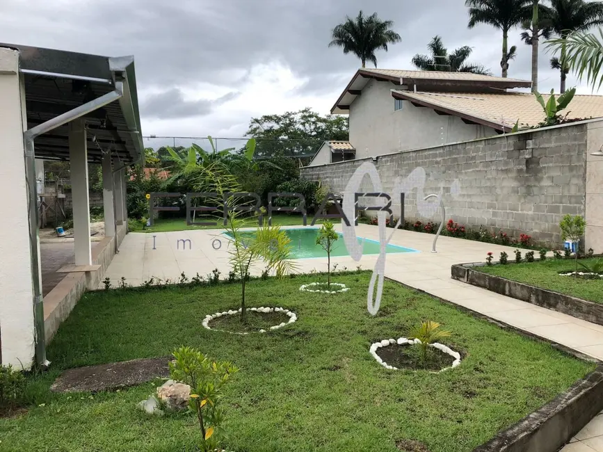 Foto 3 de Chácara com 4 quartos à venda, 610m2 em Tremembe - SP