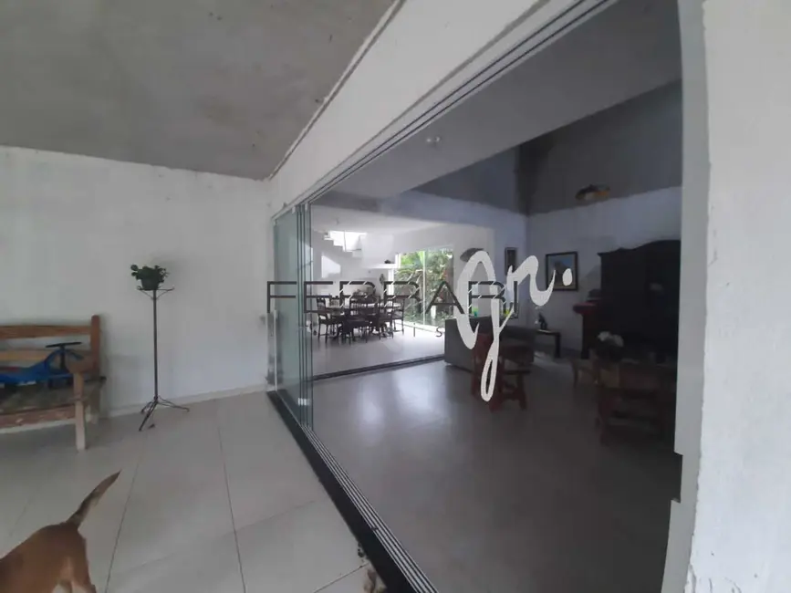 Foto 3 de Casa de Condomínio com 5 quartos à venda, 440m2 em Residencial São Charbel, Taubate - SP