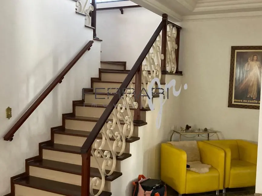 Foto 2 de Sobrado com 4 quartos à venda, 352m2 em Residencial São Charbel, Taubate - SP