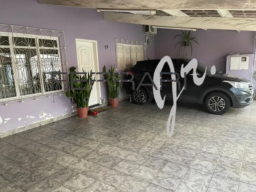 Foto 1 de Casa com 3 quartos à venda, 250m2 em Tremembe - SP
