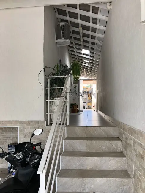 Foto 5 de Casa com 3 quartos à venda, 125m2 em Jardim das Bandeiras, Taubate - SP