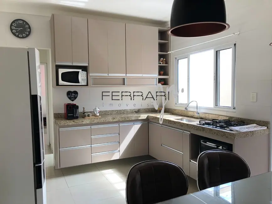 Foto 9 de Casa com 3 quartos à venda, 125m2 em Jardim das Bandeiras, Taubate - SP