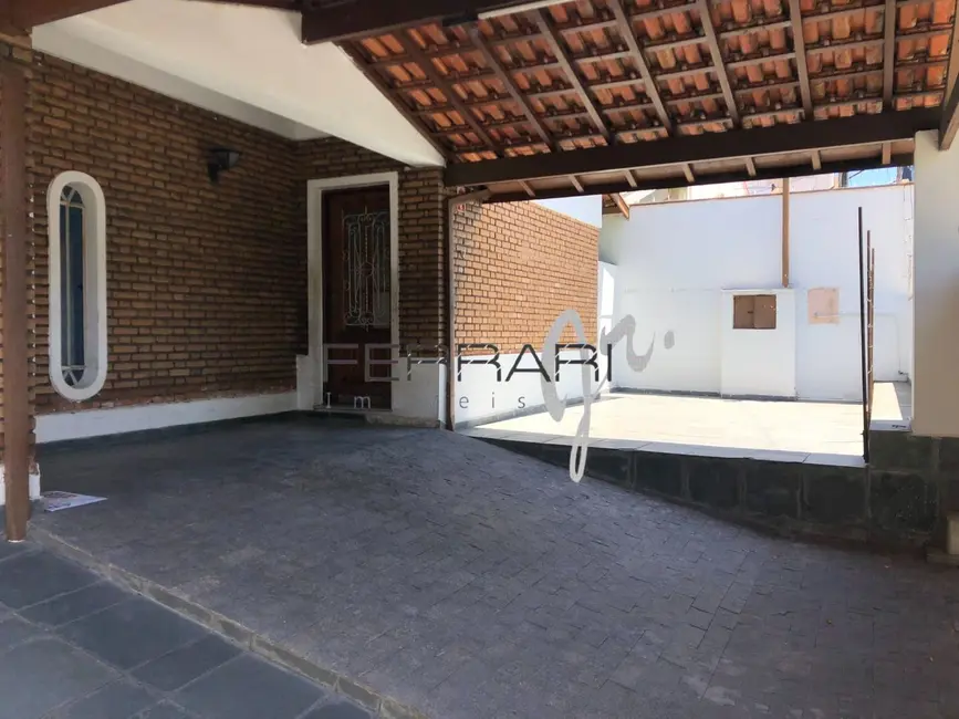Foto 2 de Casa com 3 quartos para alugar, 200m2 em Centro, Taubate - SP