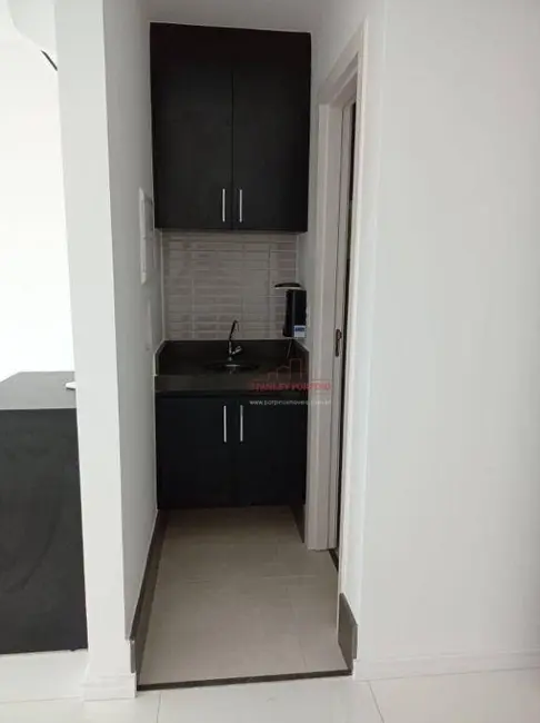 Foto 4 de Sala Comercial para alugar, 26m2 em Praia da Costa, Vila Velha - ES