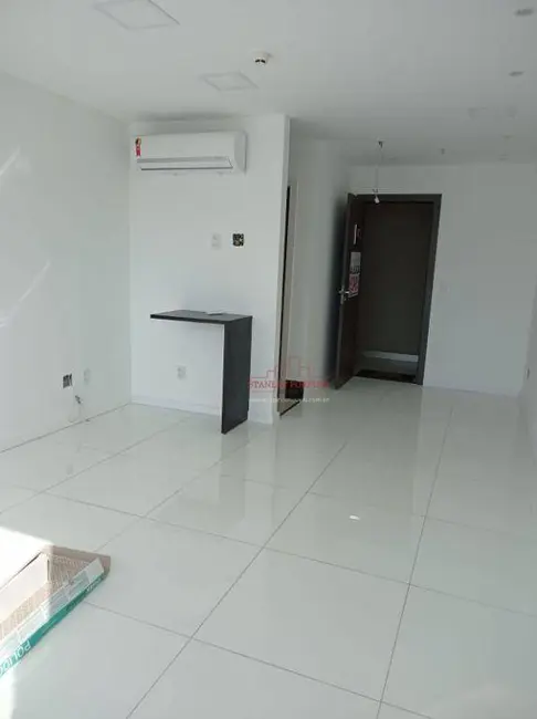 Foto 3 de Sala Comercial para alugar, 26m2 em Praia da Costa, Vila Velha - ES