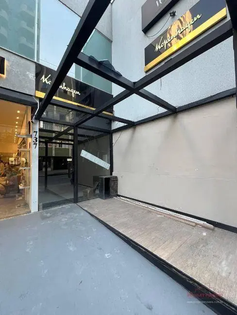 Loja para alugar, 132m2 em Praia da Costa, Vila Velha - ES - imagem 2 Foto 2 de Loja para alugar, 132m2 em Praia da Costa, Vila Velha - ES