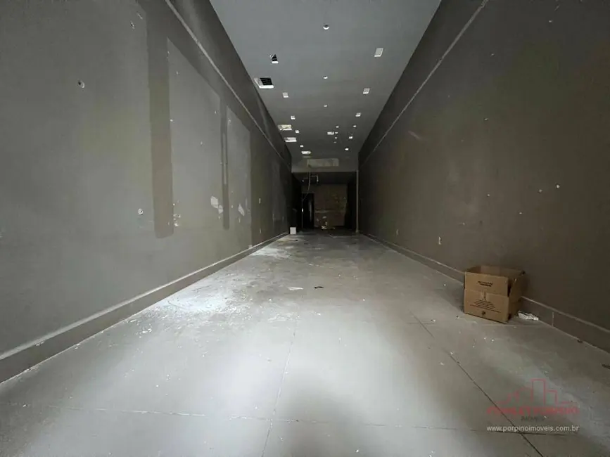 Loja para alugar, 132m2 em Praia da Costa, Vila Velha - ES - imagem 3 Foto 3 de Loja para alugar, 132m2 em Praia da Costa, Vila Velha - ES