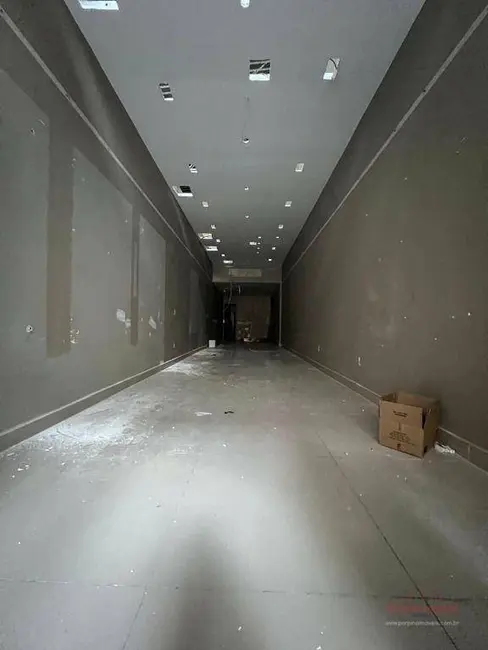 Loja para alugar, 132m2 em Praia da Costa, Vila Velha - ES - imagem 4 Foto 4 de Loja para alugar, 132m2 em Praia da Costa, Vila Velha - ES