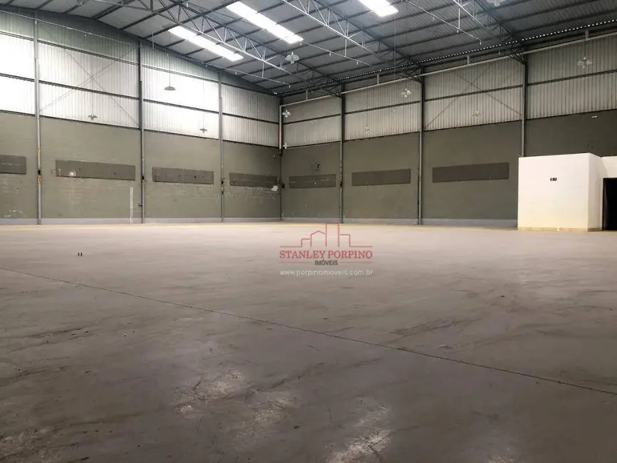 Foto 7 de Armazém / Galpão para alugar, 1723m2 em Sotelândia, Cariacica - ES