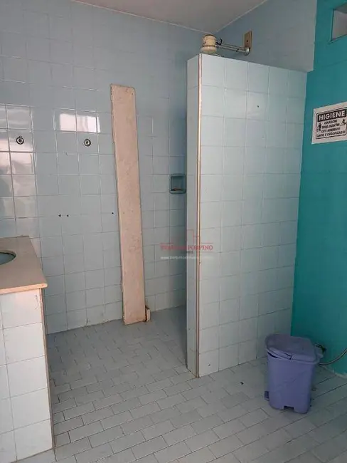 Casa com 7 quartos para alugar, 200m2 em Vila Velha - ES - imagem 8 Foto 8 de Casa com 7 quartos para alugar, 200m2 em Vila Velha - ES
