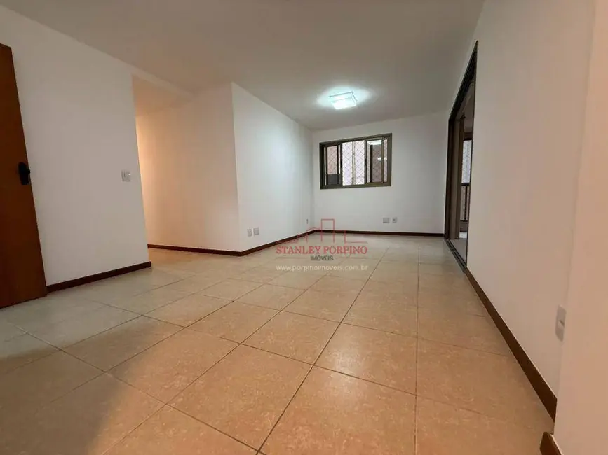 Apartamento com 3 quartos para alugar, 115m2 em Vila Velha - ES - imagem 2 Foto 2 de Apartamento com 3 quartos para alugar, 115m2 em Vila Velha - ES