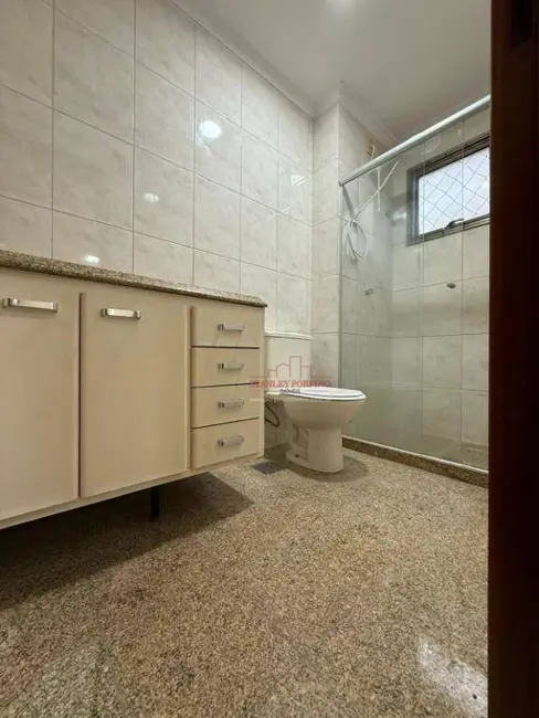 Apartamento com 3 quartos para alugar, 115m2 em Vila Velha - ES - imagem 8 Foto 8 de Apartamento com 3 quartos para alugar, 115m2 em Vila Velha - ES
