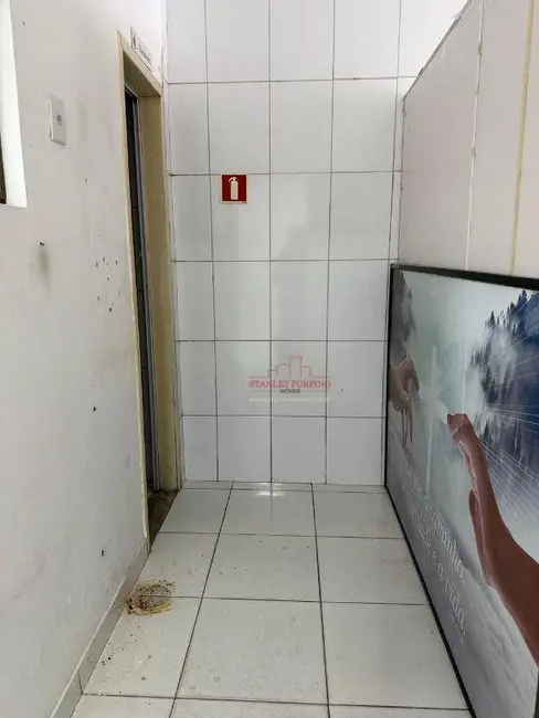 Foto 4 de Loja para alugar, 80m2 em Vila Velha - ES