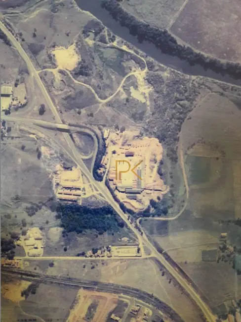 Foto 1 de Sala Comercial à venda, 7215000m2 em Centro, Laranjal Paulista - SP