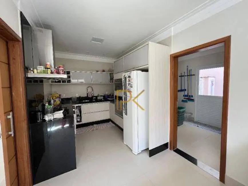 Sobrado com 4 quartos à venda, 350m2 em Indaiatuba - SP - imagem 5 Foto 5 de Sobrado com 4 quartos à venda, 350m2 em Indaiatuba - SP