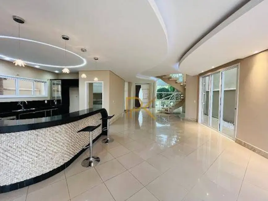 Foto 9 de Sobrado com 4 quartos à venda, 348m2 em Indaiatuba - SP