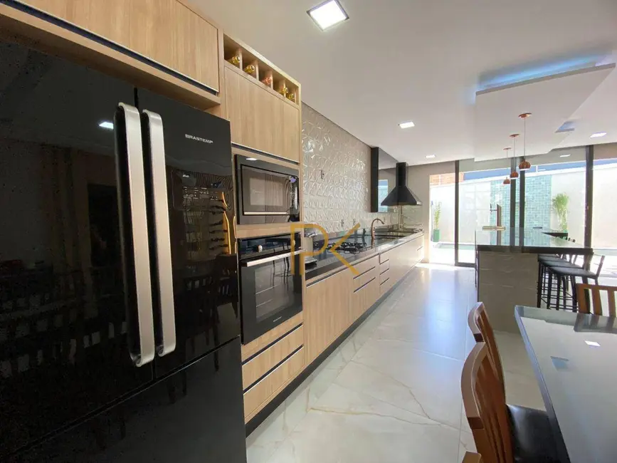 Casa de Condomínio com 3 quartos à venda, 300m2 em Jardim Esplanada, Indaiatuba - SP - imagem 5 Foto 5 de Casa de Condomínio com 3 quartos à venda, 300m2 em Jardim Esplanada, Indaiatuba - SP