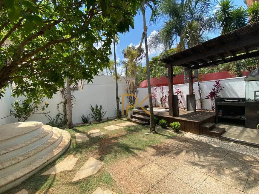 Foto 1 de Sobrado com 3 quartos à venda e para alugar, 267m2 em Vila Aurora, Indaiatuba - SP