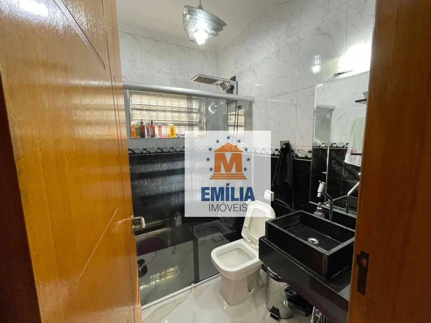 Foto 3 de Casa com 4 quartos à venda, 315m2 em Jardim Flórida, Jacarei - SP