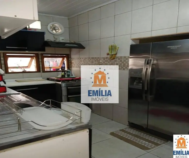 Foto 7 de Casa de Condomínio com 4 quartos à venda, 140m2 em Parque Califórnia, Jacarei - SP