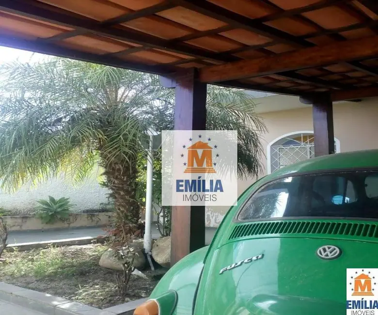 Foto 1 de Casa com 3 quartos à venda, 250m2 em Cidade Jardim, Jacarei - SP