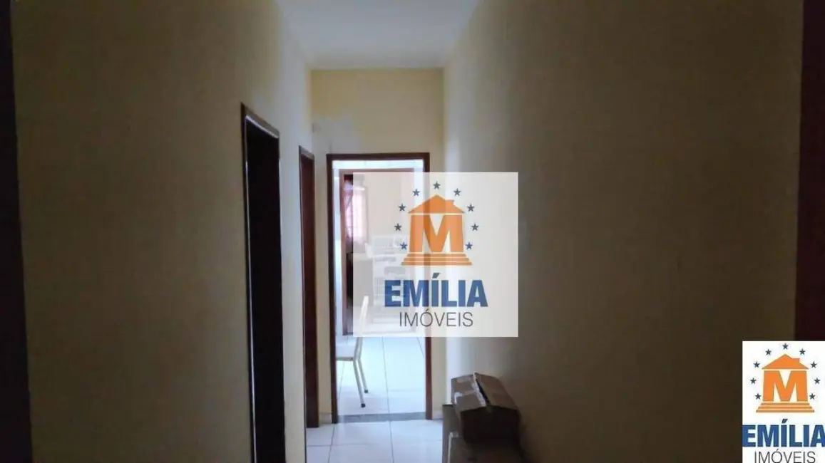 Foto 2 de Casa com 2 quartos à venda, 175m2 em Jacarei - SP