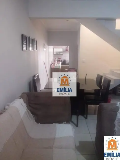 Foto 3 de Sobrado com 2 quartos à venda, 150m2 em Jardim do Marquês, Jacarei - SP