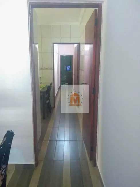 Foto 6 de Casa com 2 quartos à venda, 126m2 em Cidade Nova Jacareí, Jacarei - SP