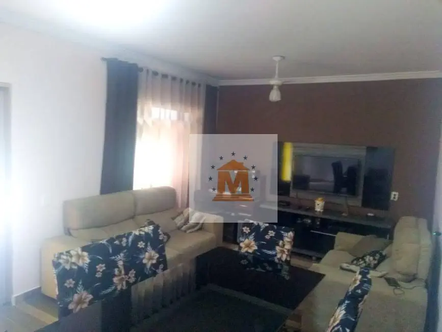 Foto 2 de Casa com 2 quartos à venda, 126m2 em Cidade Nova Jacareí, Jacarei - SP