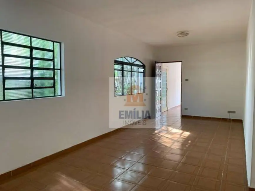 Foto 1 de Casa com 2 quartos à venda, 210m2 em Centro, Jacarei - SP