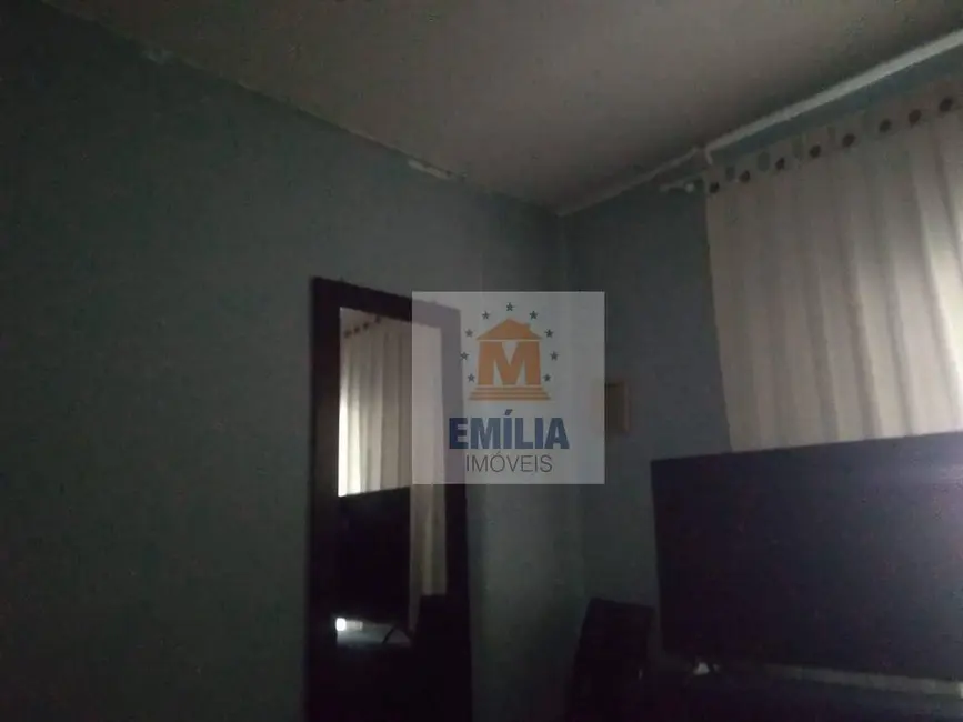 Foto 2 de Casa com 2 quartos à venda, 125m2 em Jardim Nova Esperança, Jacarei - SP