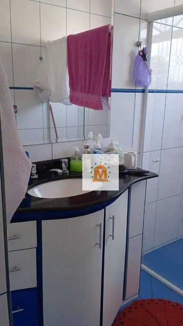 Foto 9 de Sobrado com 2 quartos à venda, 196m2 em Cidade Salvador, Jacarei - SP