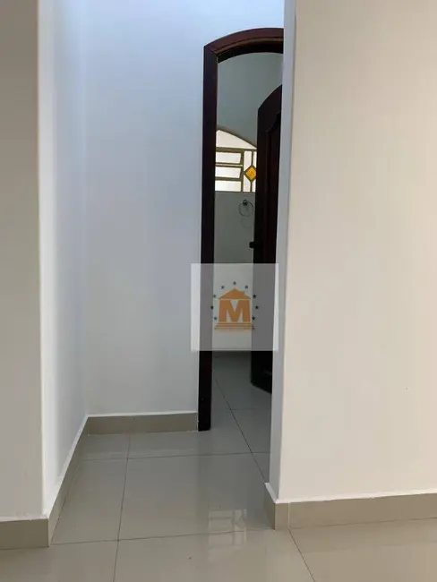 Foto 9 de Casa com 4 quartos à venda, 426m2 em Parque Itamarati, Jacarei - SP