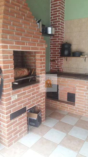 Foto 3 de Sobrado com 4 quartos à venda, 250m2 em Cidade Jardim, Jacarei - SP