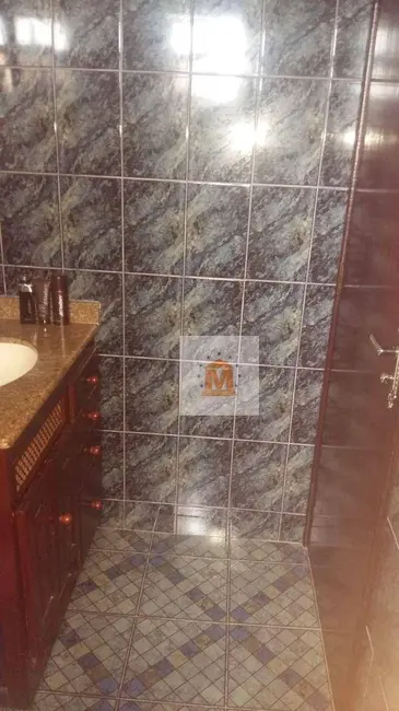 Foto 6 de Sobrado com 4 quartos à venda, 250m2 em Cidade Jardim, Jacarei - SP