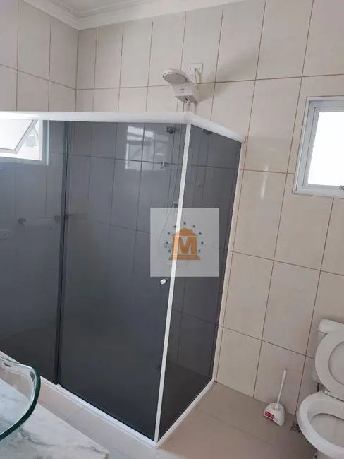 Sobrado com 4 quartos à venda, 250m2 em Jacarei - SP - imagem 6 Foto 6 de Sobrado com 4 quartos à venda, 250m2 em Jacarei - SP