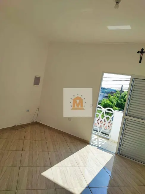 Sobrado com 4 quartos à venda, 250m2 em Jacarei - SP - imagem 5 Foto 5 de Sobrado com 4 quartos à venda, 250m2 em Jacarei - SP