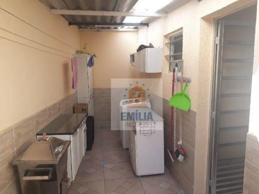 Foto 4 de Sobrado com 3 quartos à venda, 66m2 em Jardim Flórida, Jacarei - SP