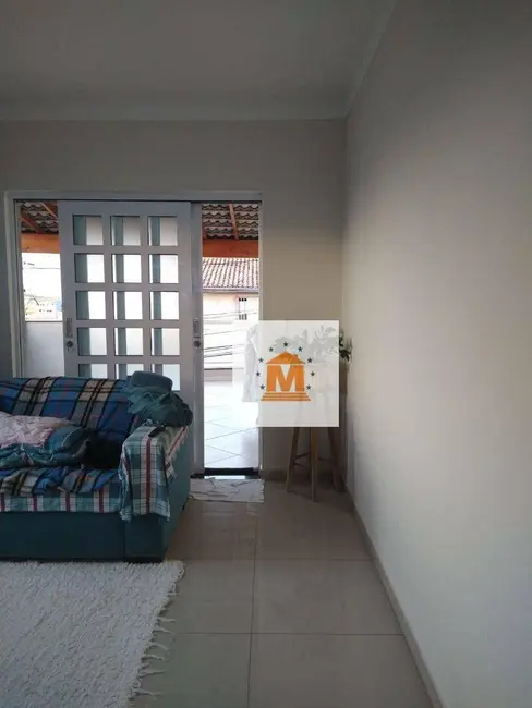 Foto 1 de Casa com 2 quartos à venda, 150m2 em Jardim Bela Vista, Jacarei - SP