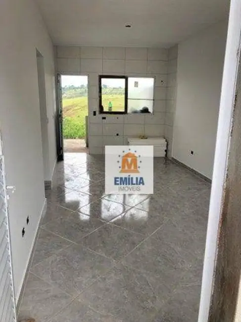 Foto 2 de Casa com 2 quartos à venda, 180m2 em Jardim Colinas, Jacarei - SP