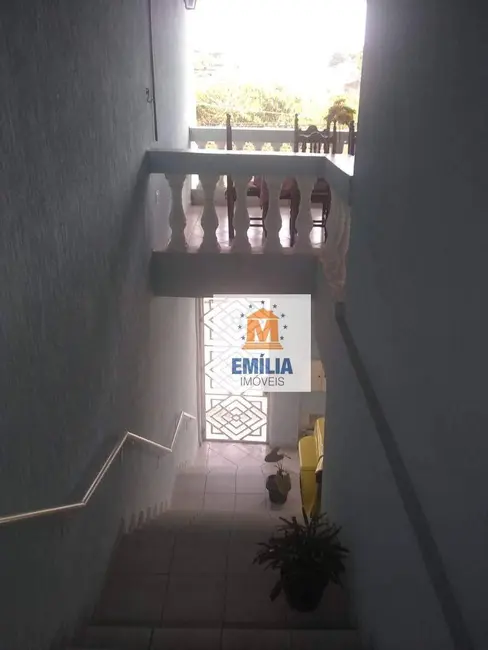 Foto 8 de Casa com 3 quartos à venda, 145m2 em Parque Santo Antônio, Jacarei - SP