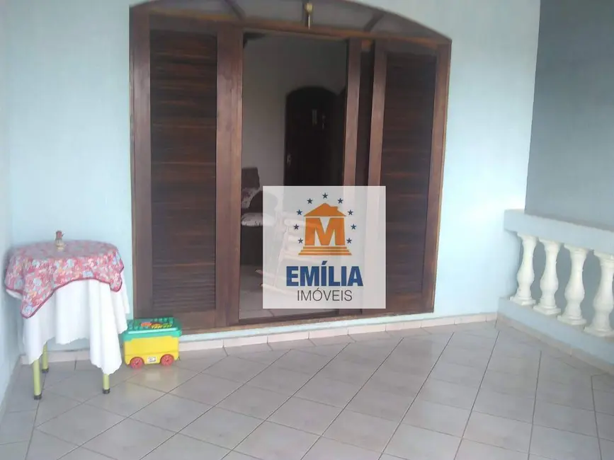 Foto 2 de Casa com 3 quartos à venda, 145m2 em Parque Santo Antônio, Jacarei - SP