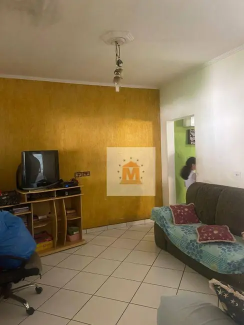Foto 1 de Casa com 2 quartos à venda, 135m2 em Parque Santo Antônio, Jacarei - SP