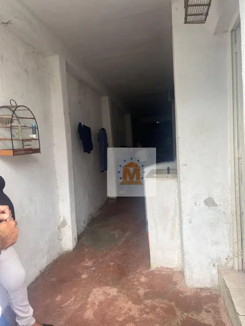 Foto 2 de Casa com 2 quartos à venda, 135m2 em Parque Santo Antônio, Jacarei - SP