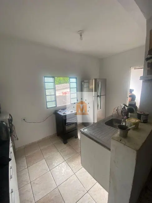 Foto 7 de Casa com 2 quartos à venda, 135m2 em Parque Santo Antônio, Jacarei - SP