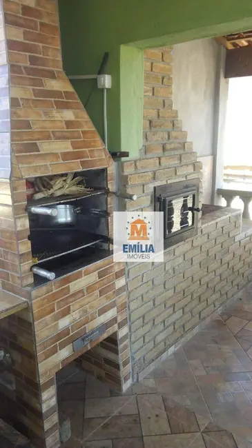 Foto 1 de Casa com 1 quarto à venda, 250m2 em Jardim Pedra Mar, Jacarei - SP