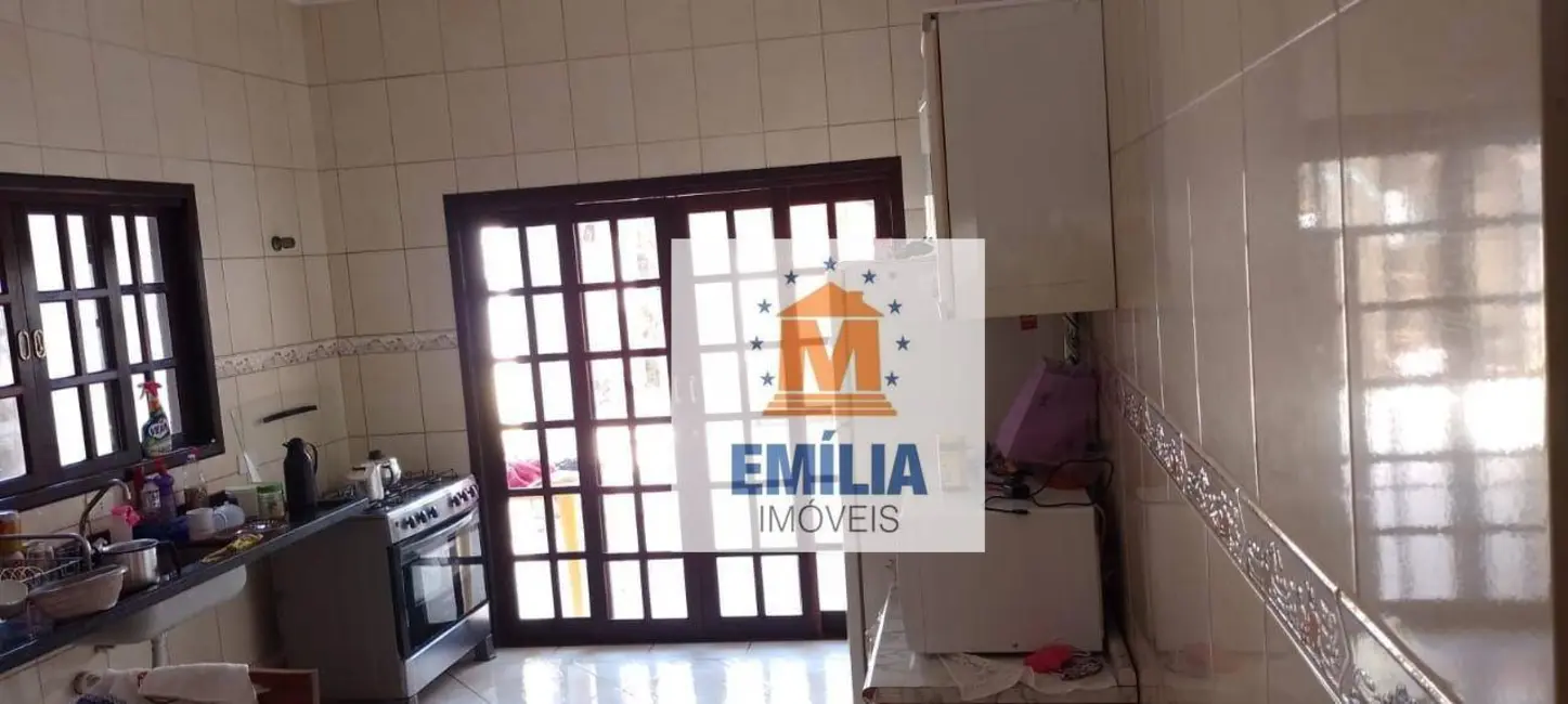 Foto 7 de Sobrado com 3 quartos à venda, 125m2 em Jardim Emília, Jacarei - SP